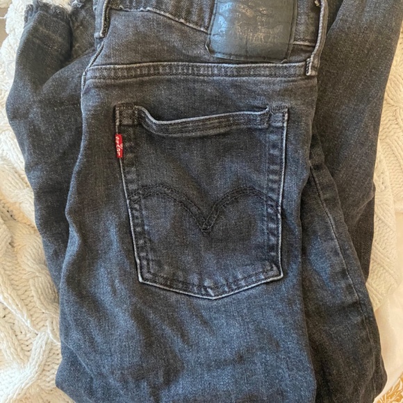 Levi wedgie straight distressed black - Picture 2 of 5